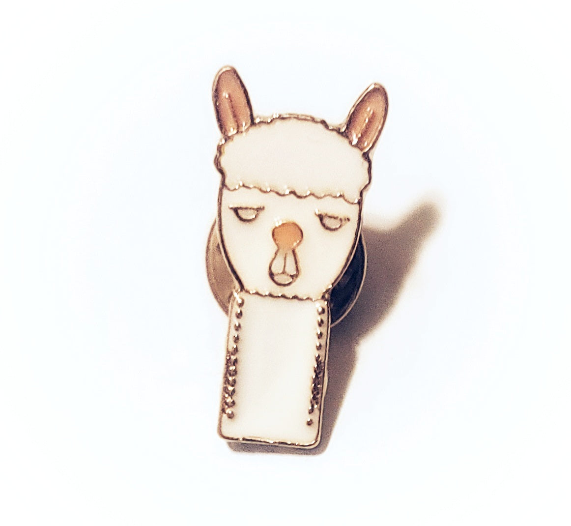 Lama Pin